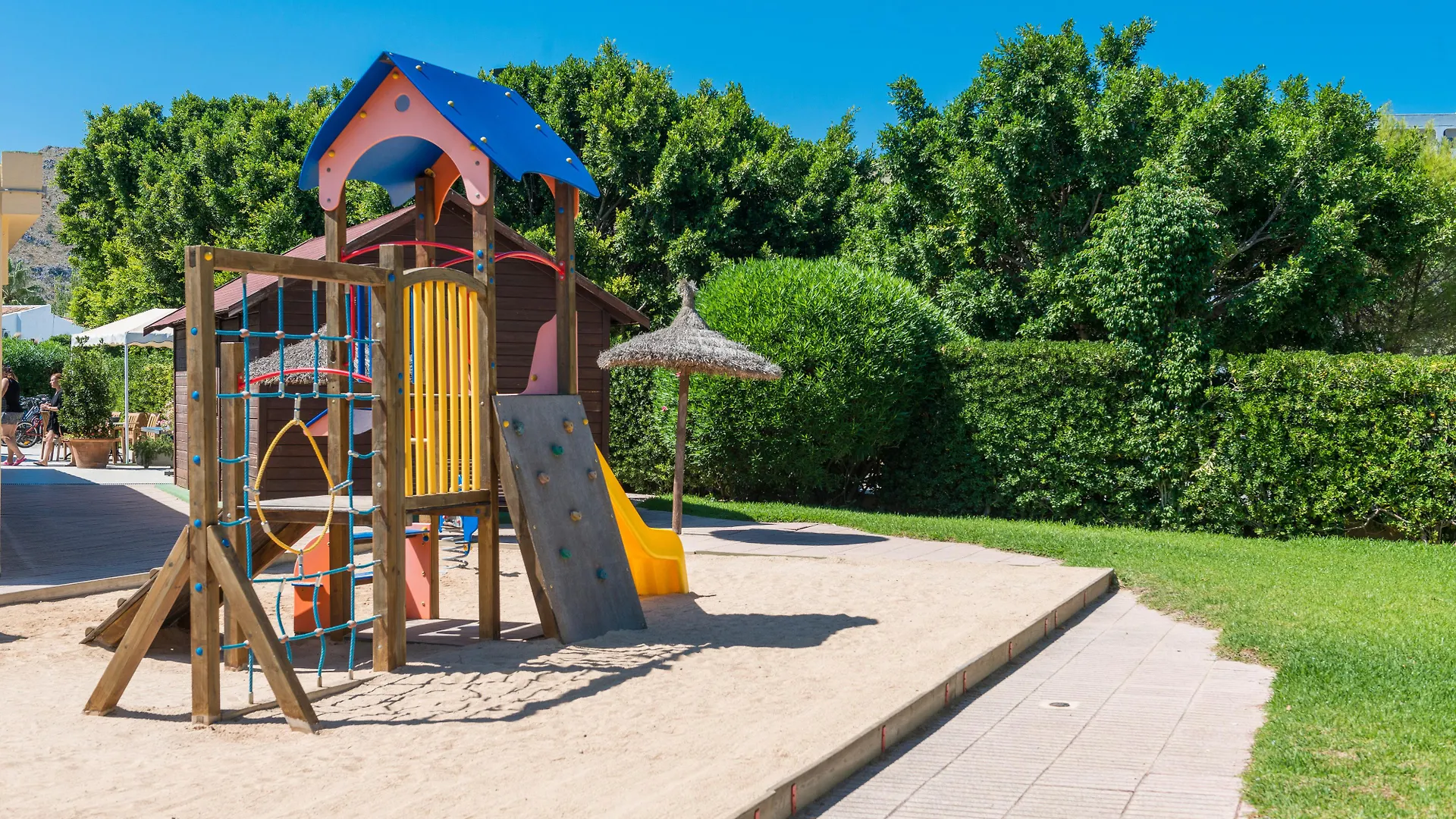 Alcudia Beach Apartments 알쿠디아 항구 3*,