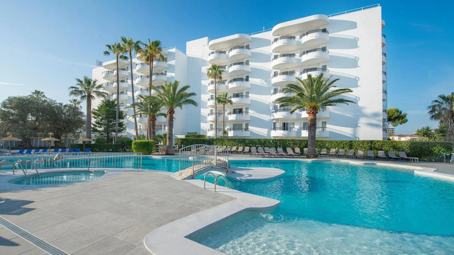 아파트호텔 Alcudia Beach Apartments 알쿠디아 항구